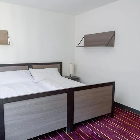 Glandon Limelight - Self-check-in Hotel *